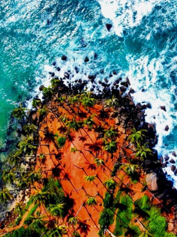 Wavesong Residences Matara Esterno foto